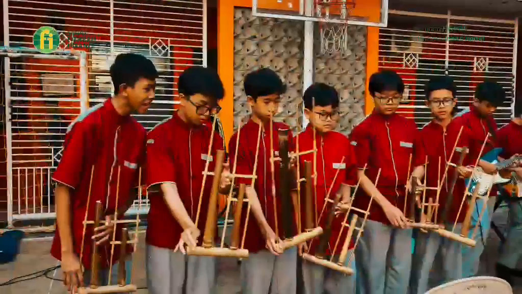 Momen Pentas 2